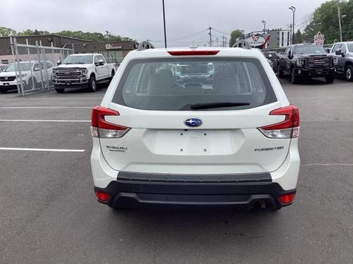 2022 Subaru Forester Base