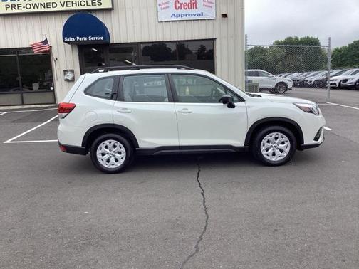 2022 Subaru Forester Base