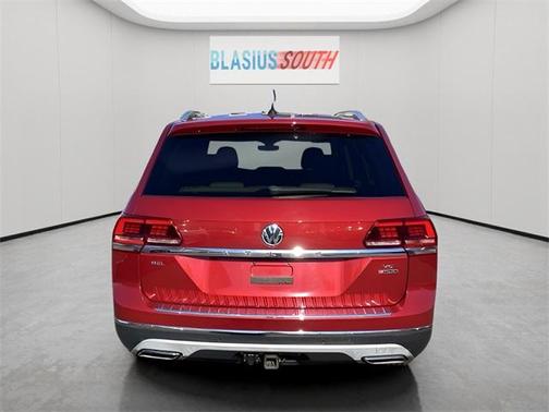 2018 Volkswagen Atlas 3.6L SEL Premium
