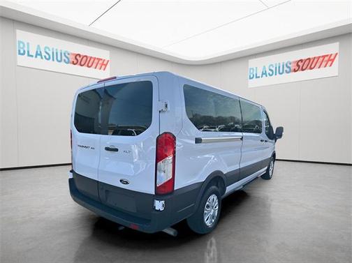 2022 Ford Transit-350 XLT