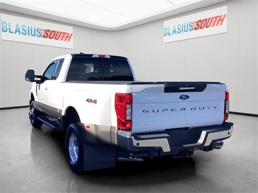 2022 Ford F-350 Lariat