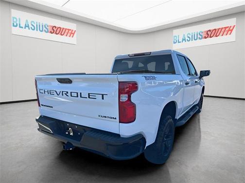 2023 Chevrolet Silverado 1500 Custom Trail Boss