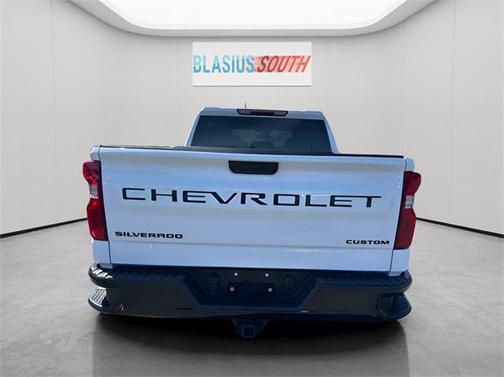 2023 Chevrolet Silverado 1500 Custom Trail Boss