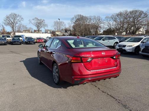 2023 Nissan Altima 2.5 SL