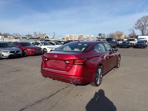 2023 Nissan Altima 2.5 SL