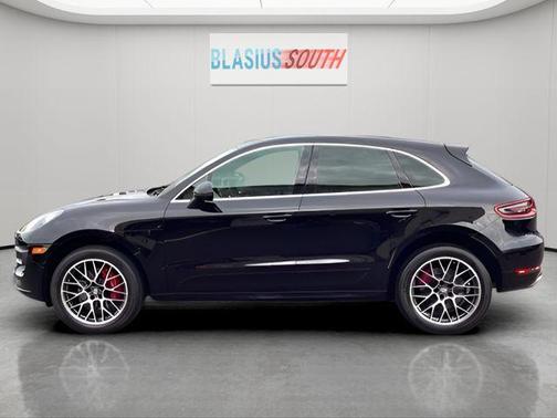 2016 Porsche Macan Turbo