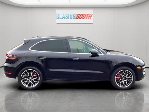 2016 Porsche Macan Turbo