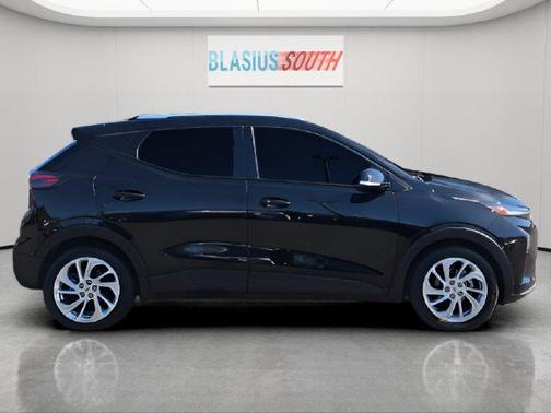 Mosaic Black Metallic 2023 Chevrolet Bolt EUV FWD LT