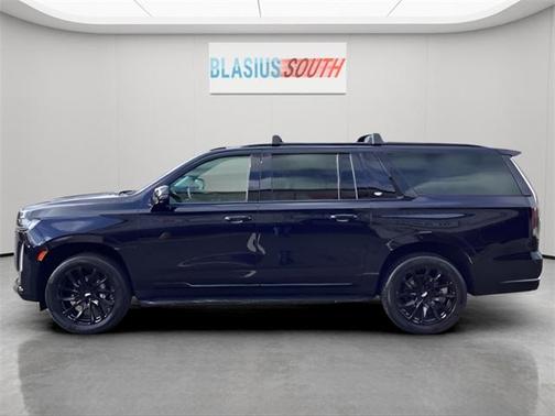 2023 Cadillac Escalade ESV Sport Platinum