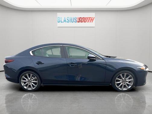 2024 Mazda Mazda3 FWD w/Preferred Package
