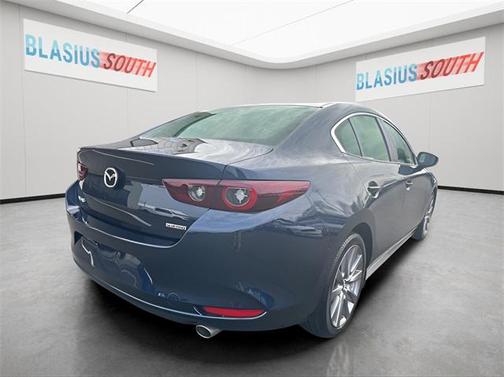 2024 Mazda Mazda3 FWD w/Preferred Package