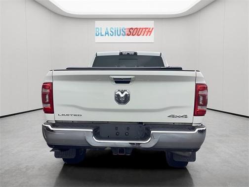 2019 RAM 2500 Limited Crew Cab 4x4 6'4' Box
