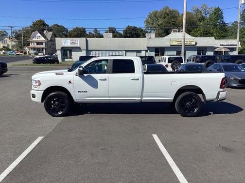 2023 RAM 2500 Big Horn Crew Cab 4x4 8' Box