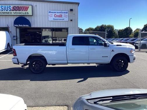 2023 RAM 2500 Big Horn Crew Cab 4x4 8' Box