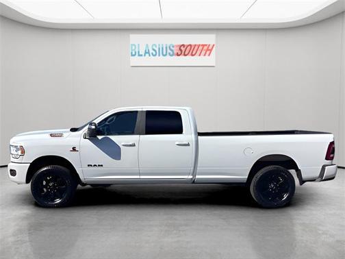 2023 RAM 2500 Big Horn Crew Cab 4x4 8' Box