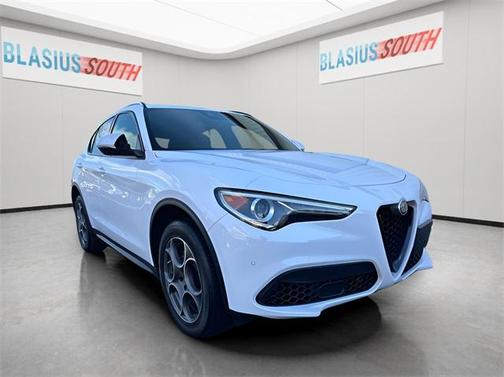 2022 Alfa Romeo Stelvio Sprint