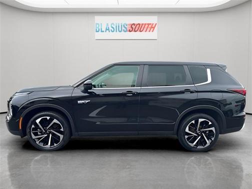2023 Mitsubishi Outlander PHEV SE S-AWC