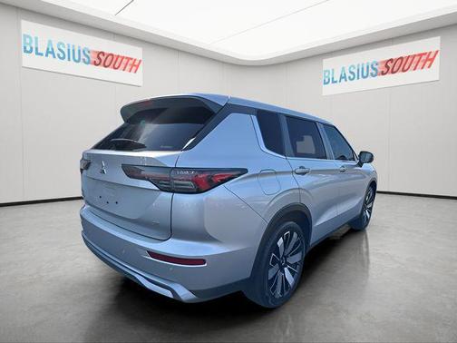 2025 Mitsubishi Outlander SE 2.5 S-AWC