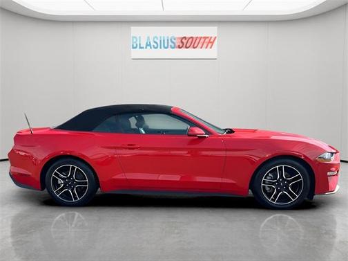 2022 Ford Mustang EcoBoost Premium