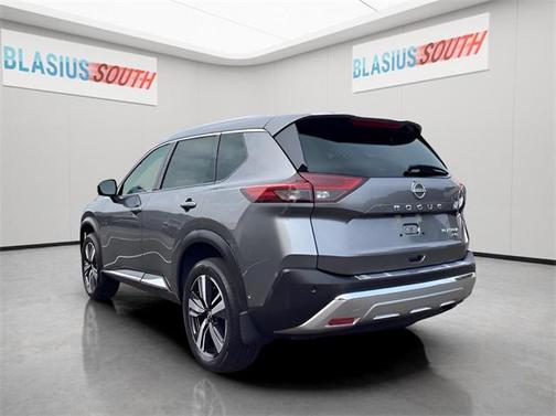 2022 Nissan Rogue Platinum