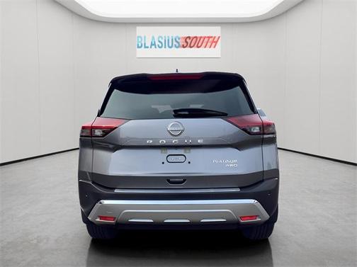 2022 Nissan Rogue Platinum