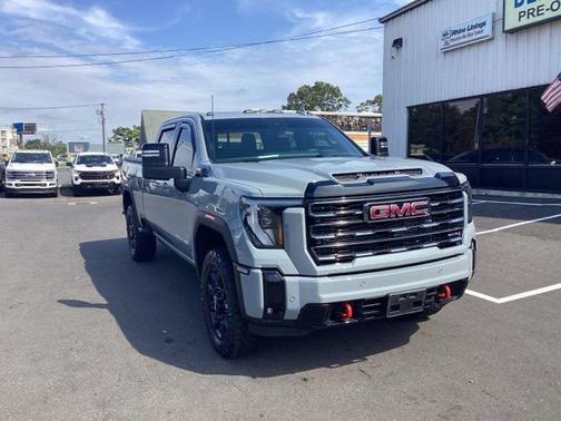 2025 GMC Sierra 2500 AT4