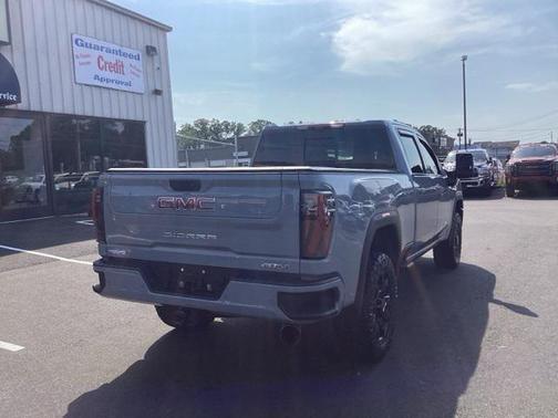2025 GMC Sierra 2500 AT4