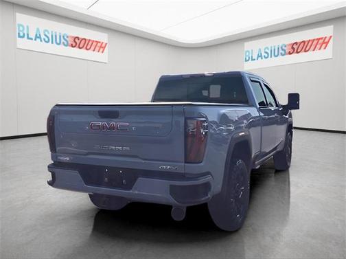 2025 GMC Sierra 2500 AT4