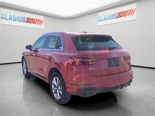 2024 Audi Q3 Premium 45 TFSI S line quattro Tiptronic