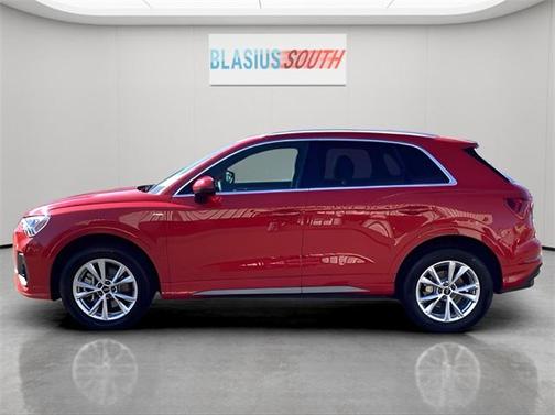 2024 Audi Q3 Premium 45 TFSI S line quattro Tiptronic