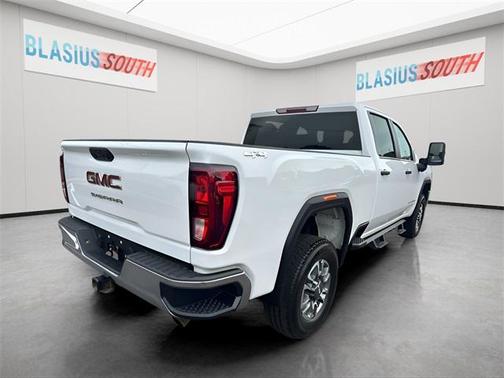 2022 GMC Sierra 3500 Base