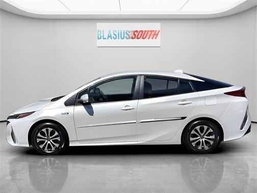 2022 Toyota Prius Prime LE