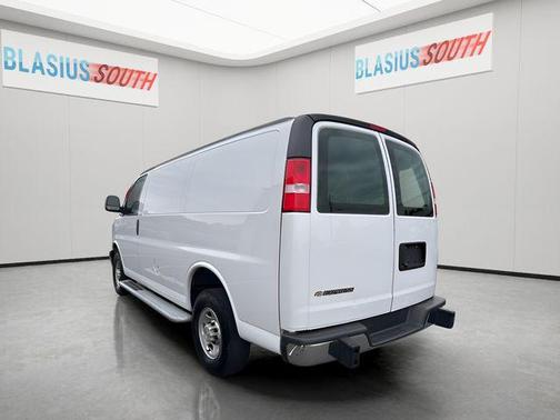 Summit White 2024 Chevrolet Express 2500 Work Van