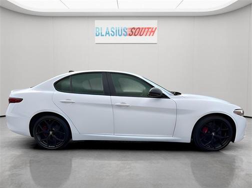 2021 Alfa Romeo Giulia Ti