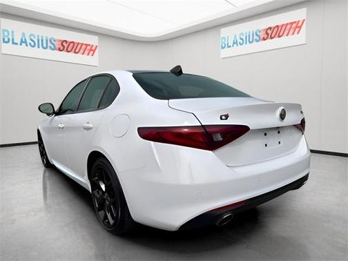 2021 Alfa Romeo Giulia Ti