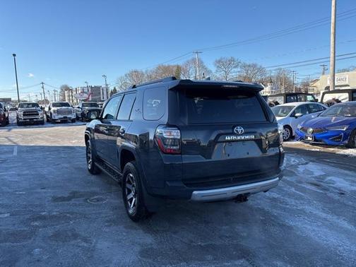2024 Toyota 4Runner TRD Off Road