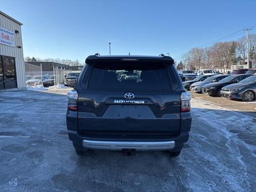 2024 Toyota 4Runner TRD Off Road