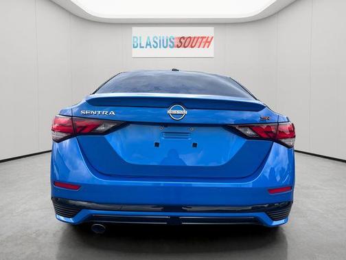 Electric Blue Metallic/Super Black 2024 Nissan Sentra SR