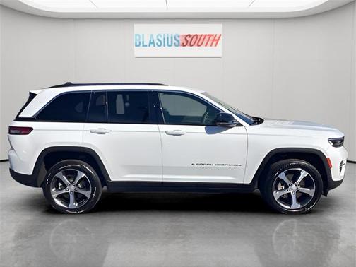 2023 Jeep Grand Cherokee 4xe Base