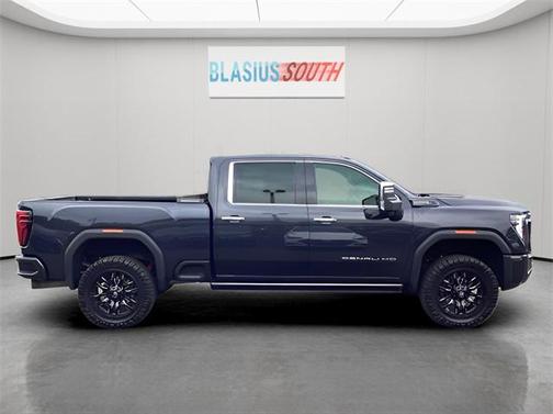 2024 GMC Sierra 3500 Denali