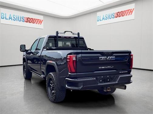 2024 GMC Sierra 3500 Denali