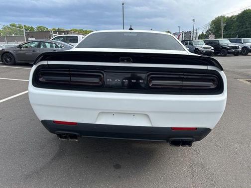 White Knuckle Clearcoat 2017 Dodge Challenger GT