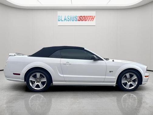 Green 2007 Ford Mustang GT