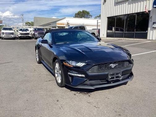 2022 Ford Mustang EcoBoost Premium