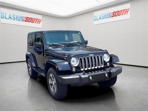 2017 Jeep Wrangler Sahara