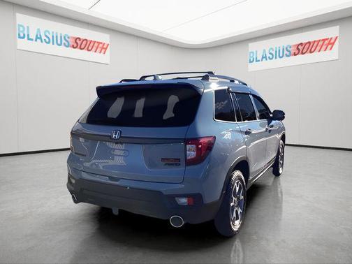 2022 Honda Passport AWD TrailSport