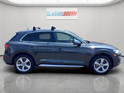 2020 Audi Q5 45 Premium Plus