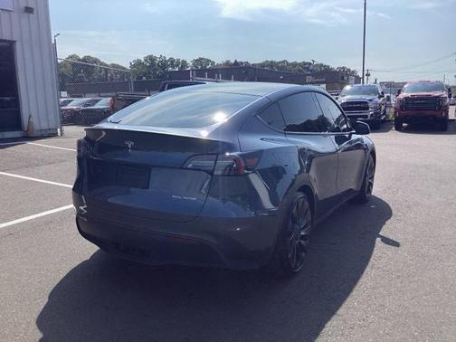 2023 Tesla Model Y Performance Dual Motor All-Wheel Drive