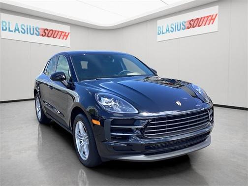 2020 Porsche Macan Base