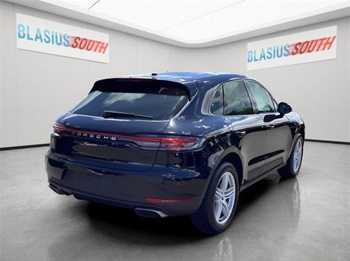 2020 Porsche Macan Base
